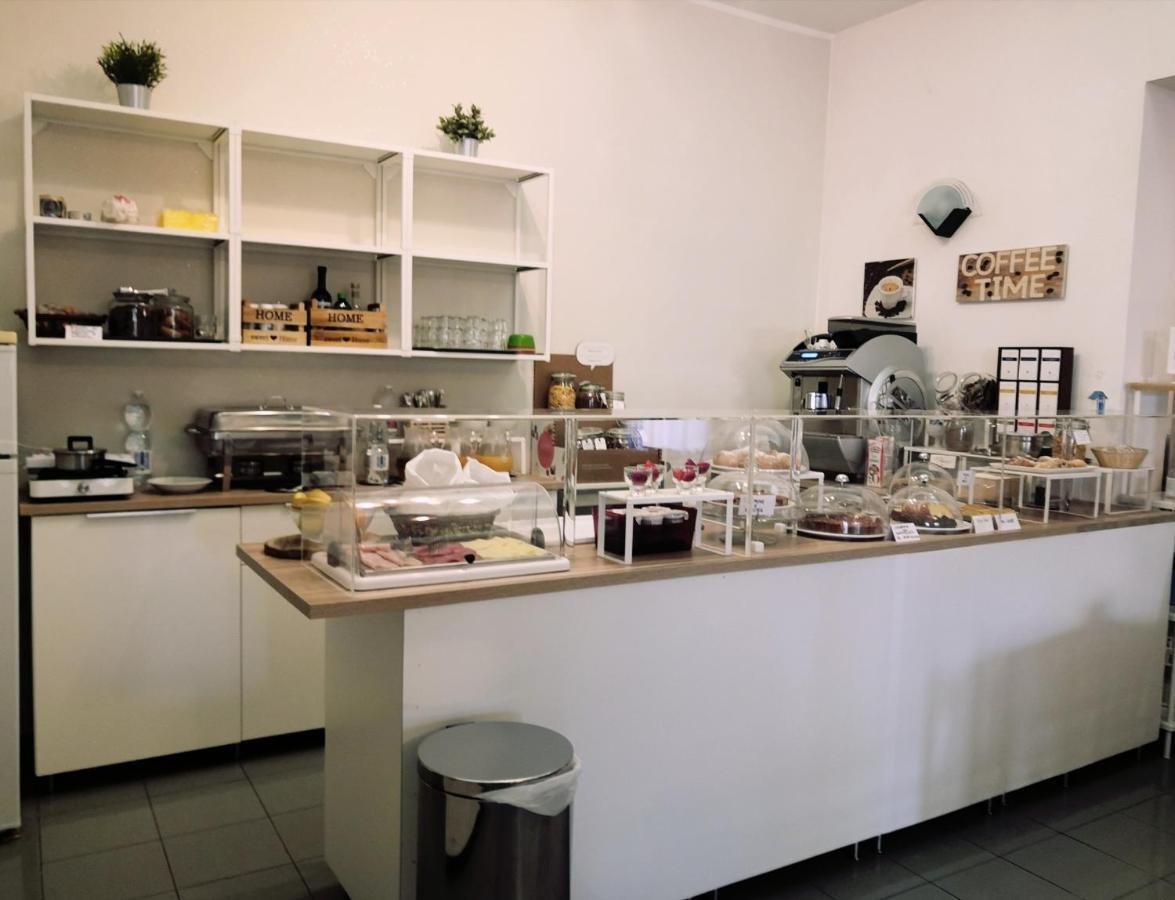 Hotel Iride Suite, Breakfast&Brunch - ideale per famiglie e coppie Riccione Exterior foto