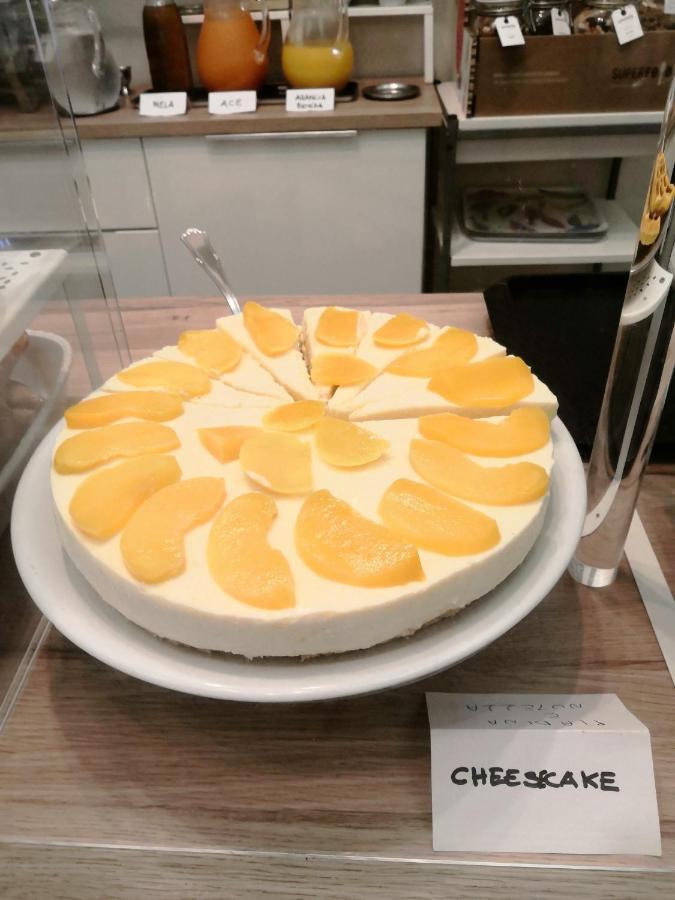 Hotel Iride Suite, Breakfast&Brunch - ideale per famiglie e coppie Riccione Exterior foto