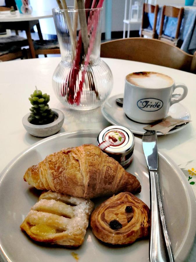 Hotel Iride Suite, Breakfast&Brunch - ideale per famiglie e coppie Riccione Exterior foto