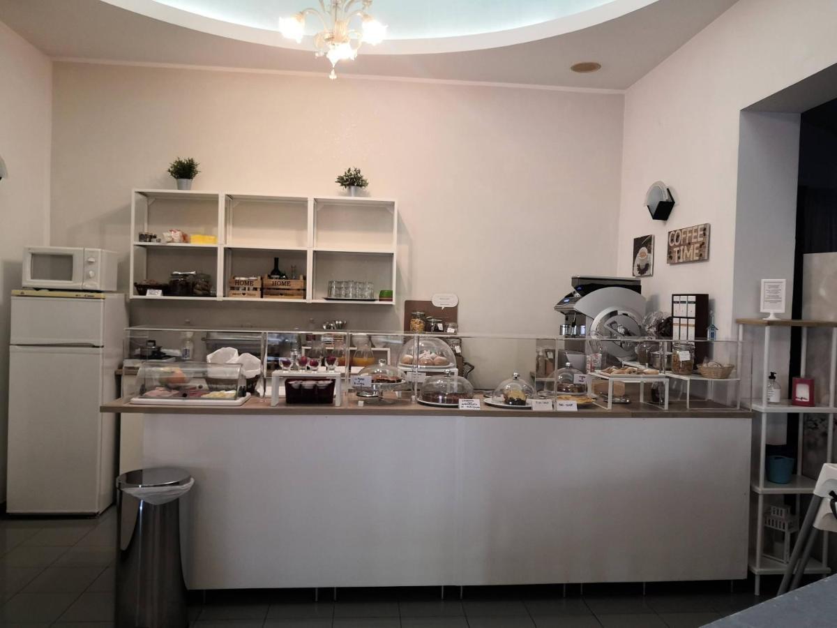 Hotel Iride Suite, Breakfast&Brunch - ideale per famiglie e coppie Riccione Exterior foto