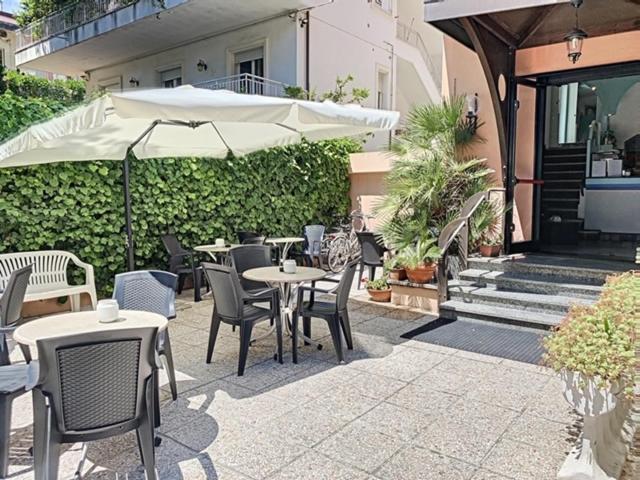 Hotel Iride Suite, Breakfast&Brunch - ideale per famiglie e coppie Riccione Exterior foto