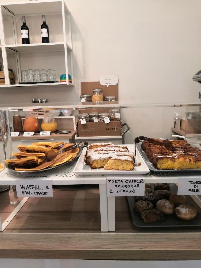 Hotel Iride Suite, Breakfast&Brunch - ideale per famiglie e coppie Riccione Exterior foto